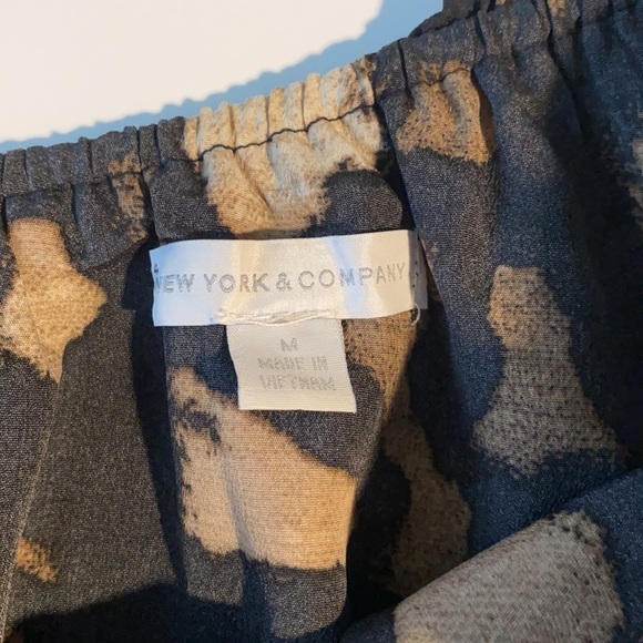 3 for $30 Animal Print off the shoulder tunic medium - Picture 7 of 9